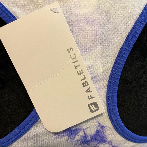 Fabletics Oula Tank Purple Blue Seamless Chafe Resistant Ultra Light M 8 NWT - Picture 13 of 15